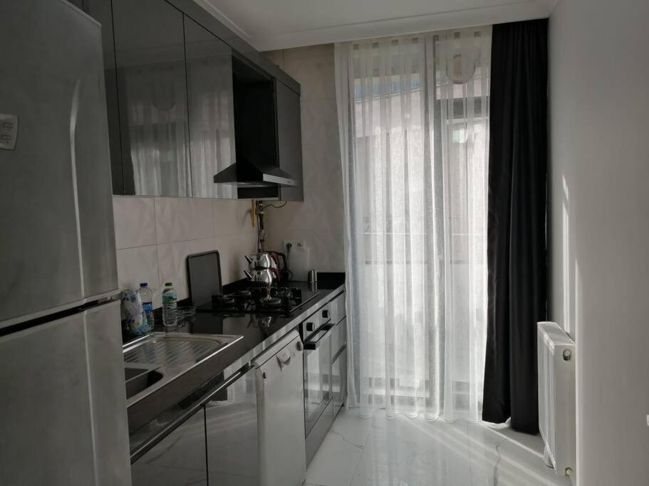 Sisli Apartment, 2 Bedrooms, 250 M Metro, New Modern Residence Istambul Extérieur photo